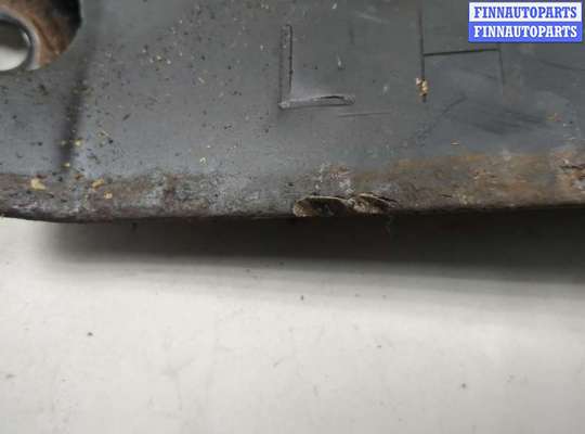 купить Кронштейн подрамника на Nissan Pathfinder 2012-2020