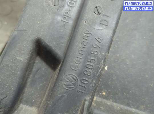 купить Рамка передняя (телевизор) на Volkswagen Golf 4 1997-2006