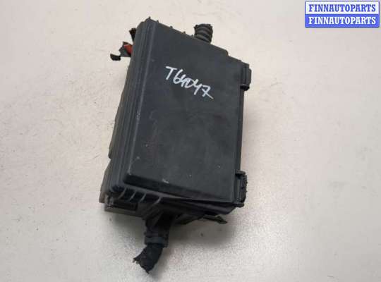 Блок предохранителей OP2438222 на Opel Corsa D 2006-2014