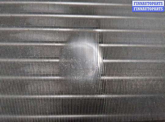 купить Радиатор охлаждения двигателя на Renault Megane 2 2002-2009