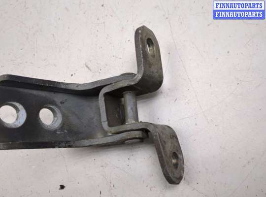 купить Петля двери на Toyota Matrix 2002-2008
