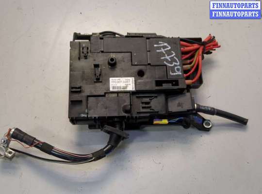 купить Блок предохранителей на Volkswagen Touareg 2010-2014