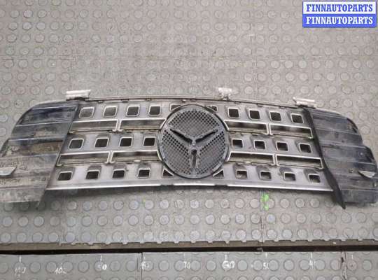 Решетка радиатора на Mercedes-Benz ML (W164)