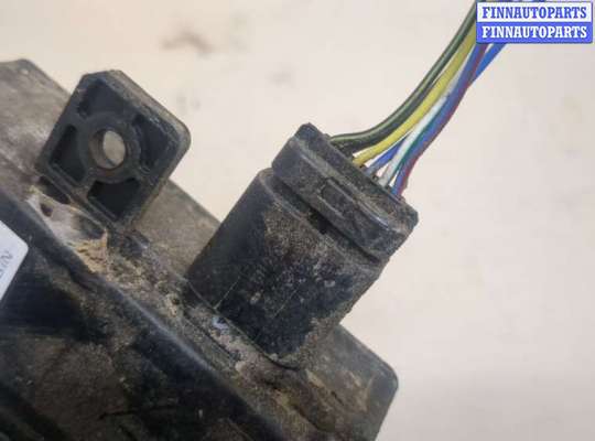 купить Датчик слепых (мертвых) зон на Infiniti QX80 2014-2017