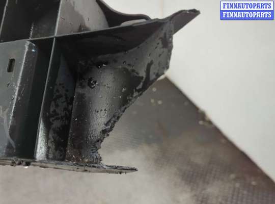 купить Рамка передняя (телевизор) на Mercedes Sprinter 2006-2018