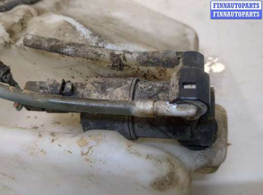 купить Бачок омывателя на Nissan Almera Tino