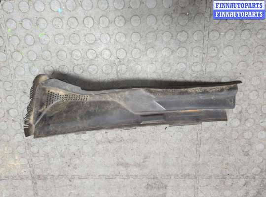 Купить Жабо под дворники (дождевик) на Mercedes S W126 1979-1991 Жабо под дворники (дождевик) MB1708602 на Mercedes S W126 1979-1991