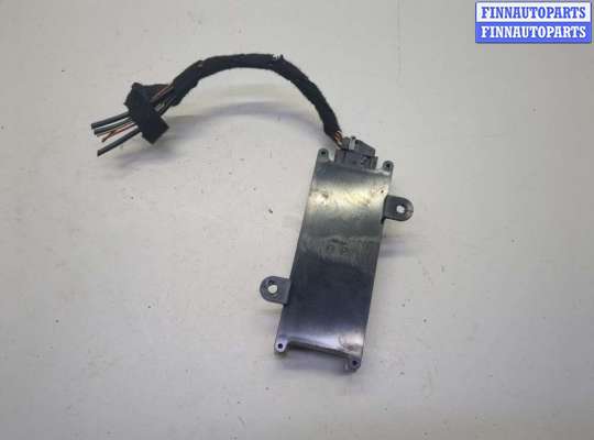 купить Усилитель антенны на Mercedes GL X164 2006-2012