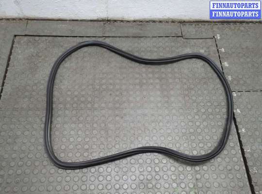 купить Уплотнитель на Audi Q3 2011-2018