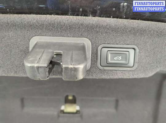 купить Фонарь крышки багажника на Audi A8 (D4) 2010-2017