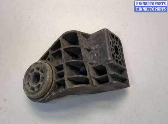 купить Кронштейн радиатора на Chevrolet Equinox 2017-2024