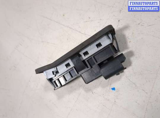 купить Кнопка открывания багажника с крышки на Citroen C4 Picasso 2013-2018