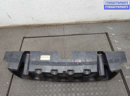 купить Кронштейн решетки радиатора на Hummer H3