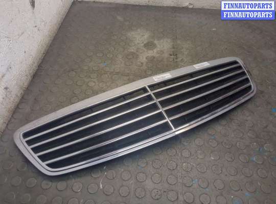 Решетка радиатора MB1724957 на Mercedes S W220 1998-2006