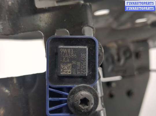 купить Рамка передняя (телевизор) на Volvo S80 2006-2016