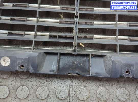 купить Решетка радиатора на Mercedes E W210 1995-2003