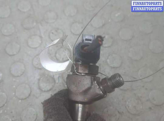 Форсунка топливная на Volkswagen Tiguan I (5N)