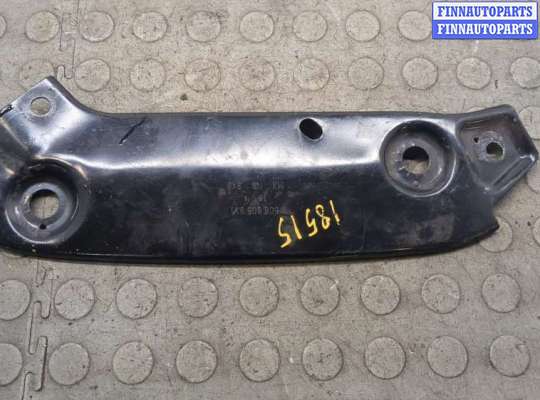 Купить Кронштейн фары на Volkswagen Jetta 6 2010-2018 Кронштейн фары VG2804306 на Volkswagen Jetta 6 2010-2018