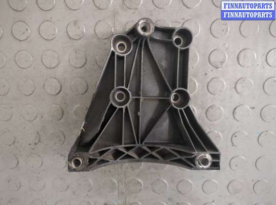 купить Кронштейн (лапа крепления) на BMW 7 E65 2001-2008