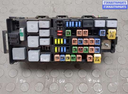 купить Блок предохранителей на Ford Explorer 2001-2006