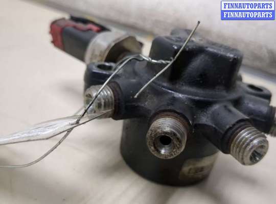 купить Рампа (рейка) топливная на Ford S-Max 2006-2010