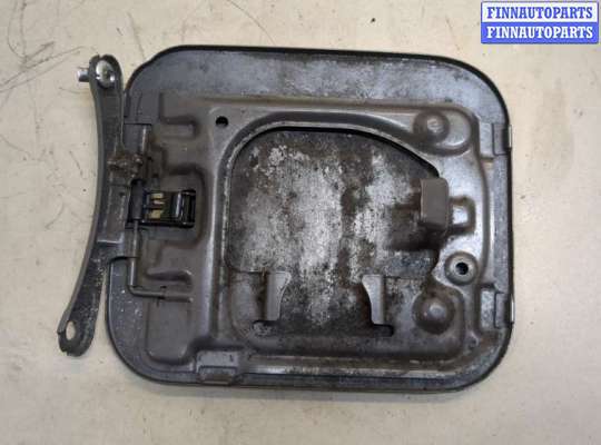 Лючок бензобака на Toyota Matrix I (E13)
