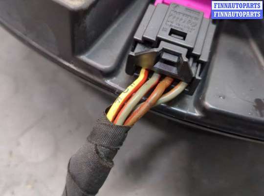 купить Сабвуфер на Volkswagen Tiguan 2011-2018