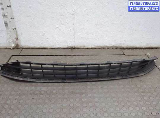 купить Заглушка (решётка) бампера на Volkswagen Jetta 7 2018-2024