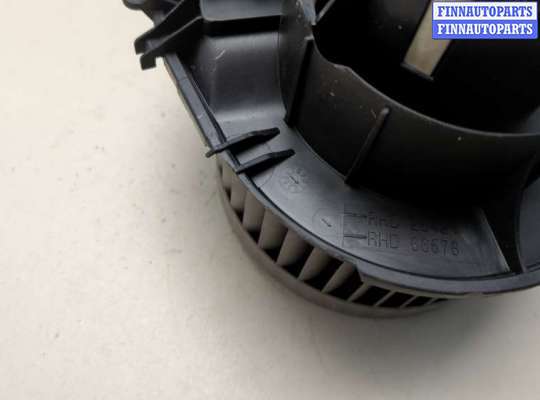 купить Двигатель отопителя (моторчик печки) на Volvo V70 2000-2007