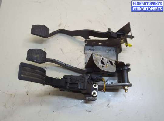 Педаль газа FO2173907 на Ford Fusion 2002-2012