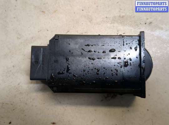купить Кнопка регулировки света на Toyota Matrix 2002-2008