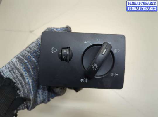Переключатель света FO2143515 на Ford Focus 2 2008-2011