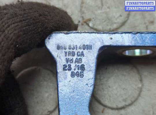 купить Петля двери на Volkswagen Jetta 6 2010-2018