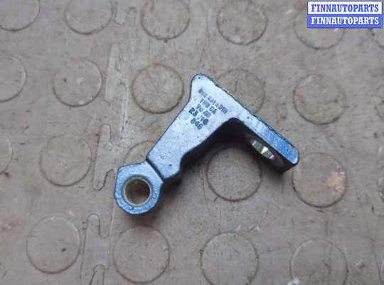 купить Петля двери на Volkswagen Jetta 6 2010-2018