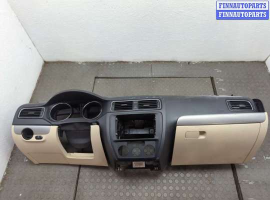 купить Панель передняя салона (торпедо) на Volkswagen Jetta 6 2010-2018