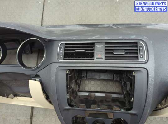 купить Панель передняя салона (торпедо) на Volkswagen Jetta 6 2010-2018