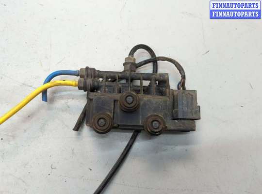 Купить Блок клапанов на Land Rover Range Rover 3 (LM) 2002-2012 Блок клапанов LRQ7779 на Land Rover Range Rover 3 (LM) 2002-2012