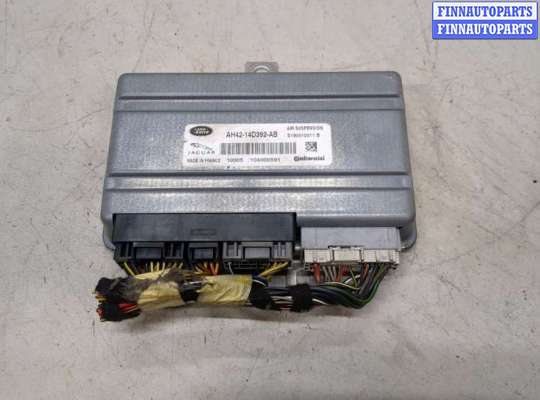 Блок управления подвеской LRV2496 на Land Rover Range Rover 3 (LM) 2002-2012