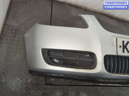 Решетка (заглушка) бампера на Skoda Fabia II (5J)