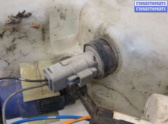 купить Бачок омывателя на Nissan Navara 2004-2015