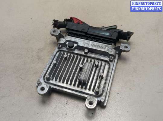 Блок управления двигателем MB1724076 на Mercedes C W204 2006-2015