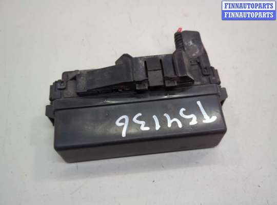 Блок предохранителей NS908337 на Nissan Juke 2010-2019