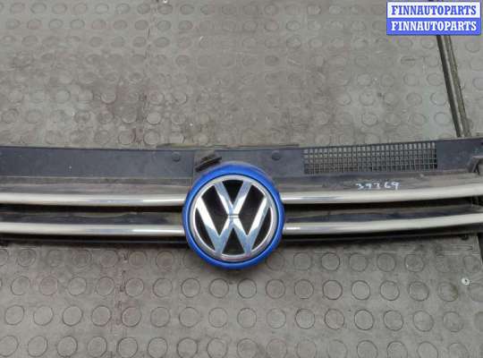 купить Решетка радиатора на Volkswagen Golf 4 1997-2005