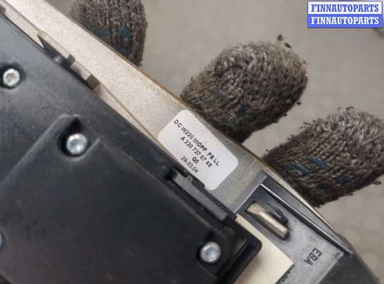 купить Кнопка стеклоподъемника (блок кнопок) на Mercedes S W220 1998-2006