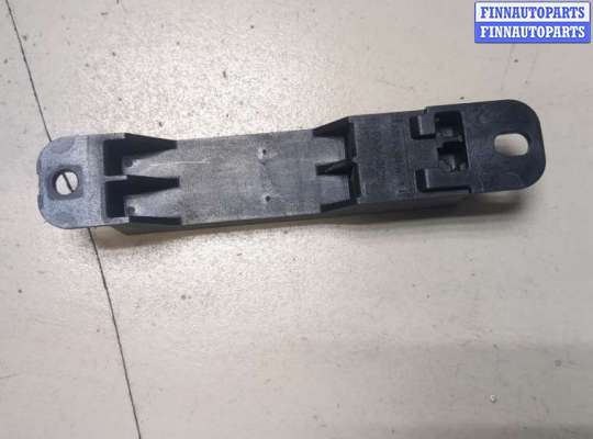 купить Усилитель антенны на Mercedes ML W164 2005-2011