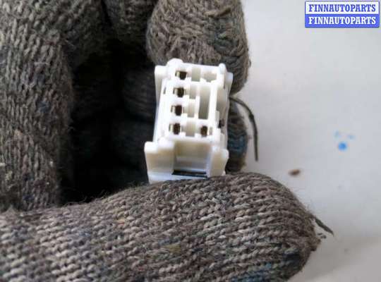 купить Фонарь (задний) на Nissan Note E11 2005-2013