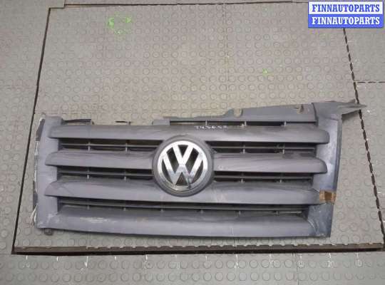 купить Решетка радиатора на Volkswagen Crafter 2006-2016