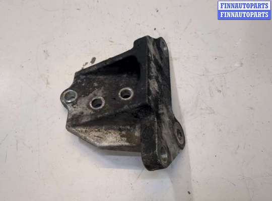 купить Кронштейн редуктора на Nissan X-Trail (T30) 2001-2007