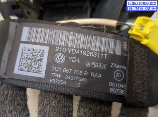 Ремень безопасности на Volkswagen Passat B7 (36)
