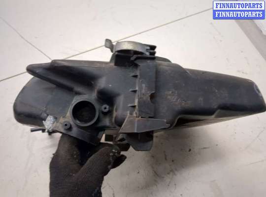 купить Корпус воздушного фильтра на Toyota Yaris 2005-2011
